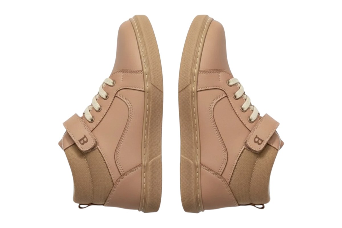 هاف بوت أولادي · R2000