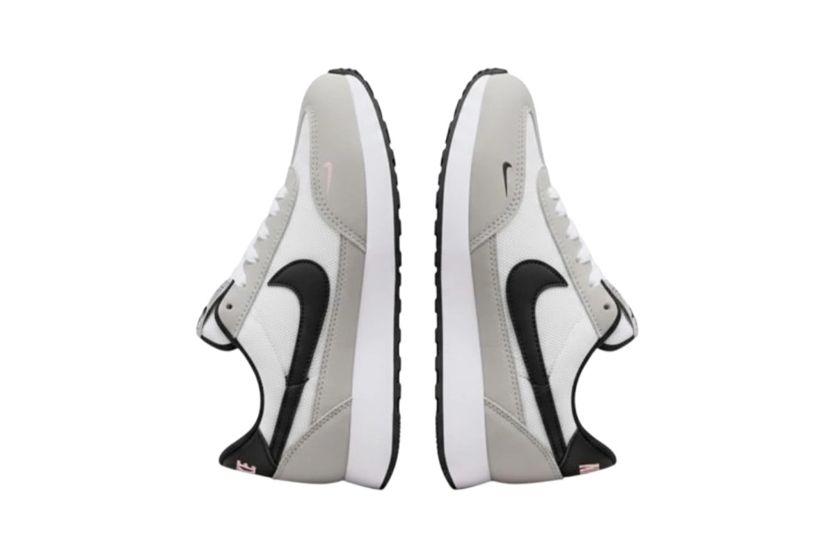 كوتش Nike · XT100