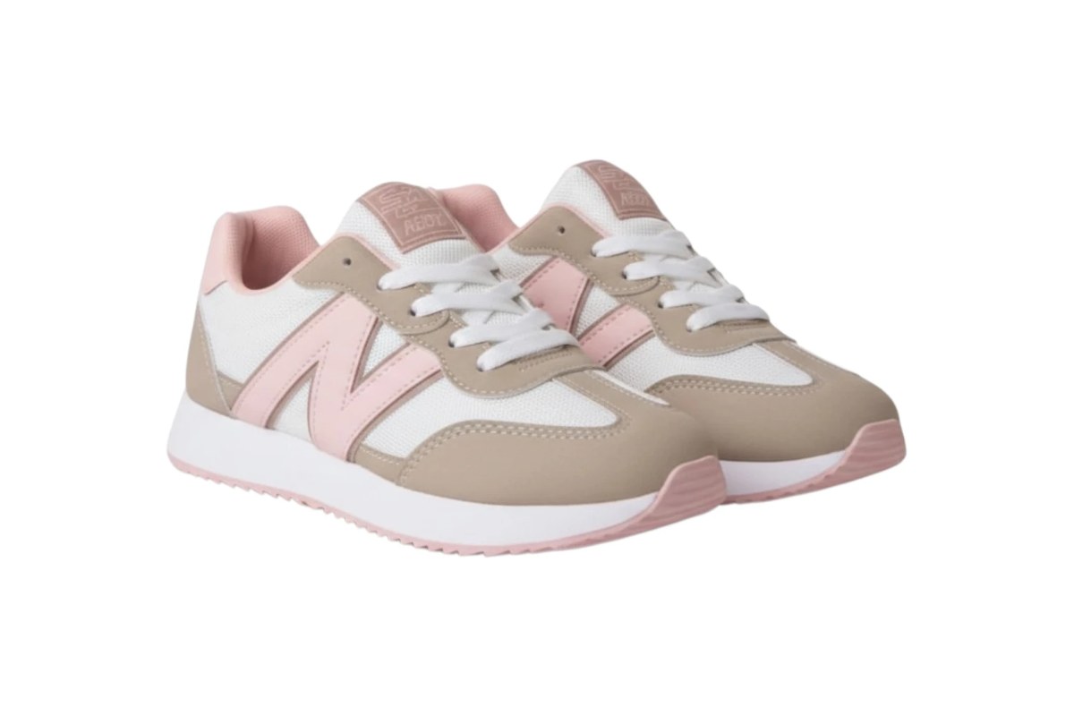 كوتش New Balance · XT402