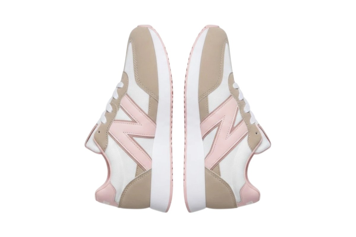 كوتش New Balance · XT402
