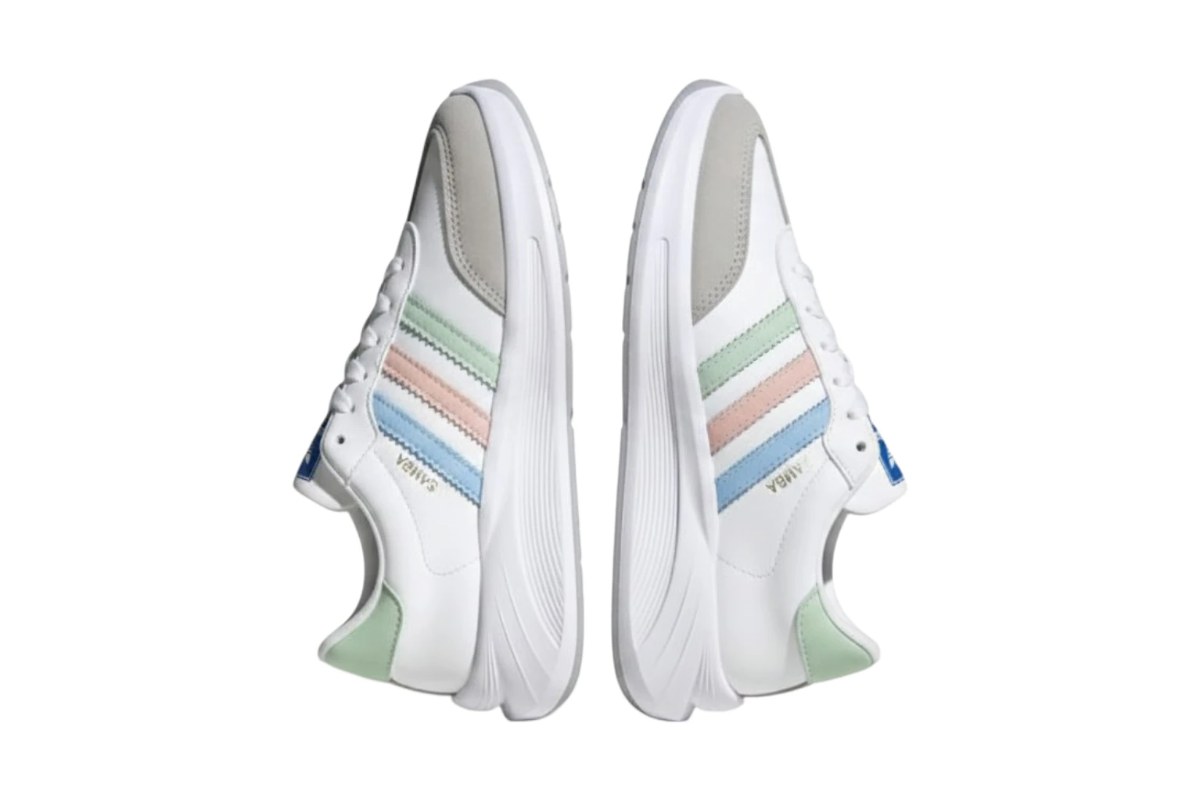 كوتش أديداس · R6304