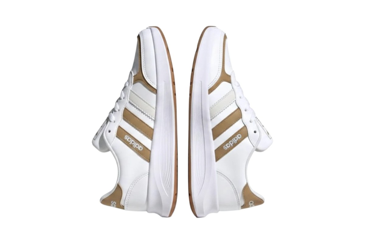 كوتش أديداس · R63031