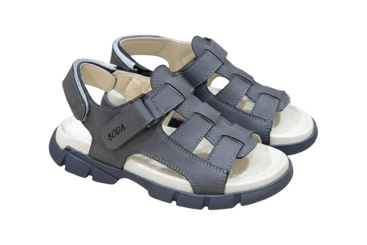 Kids Sandals · R701