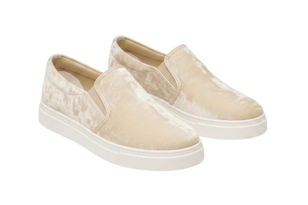 كوتش حريمي · R1002 Foota