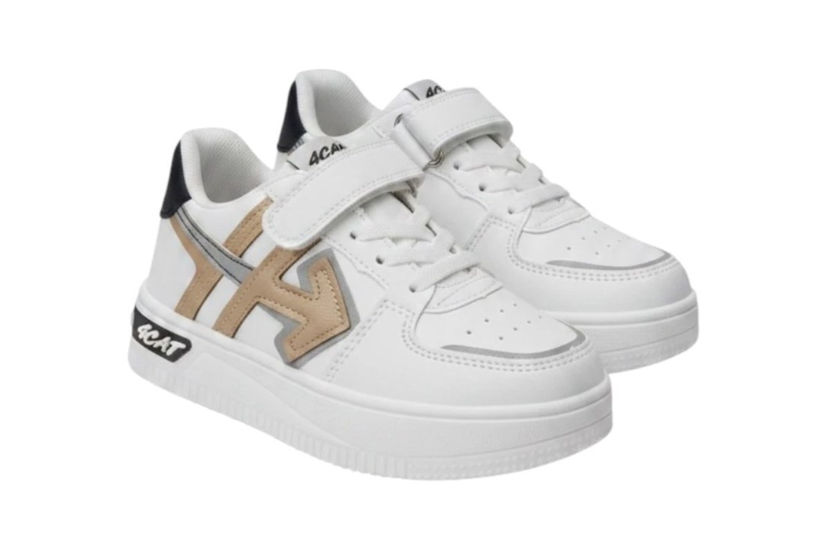 Kids Casual Sneakers · S209