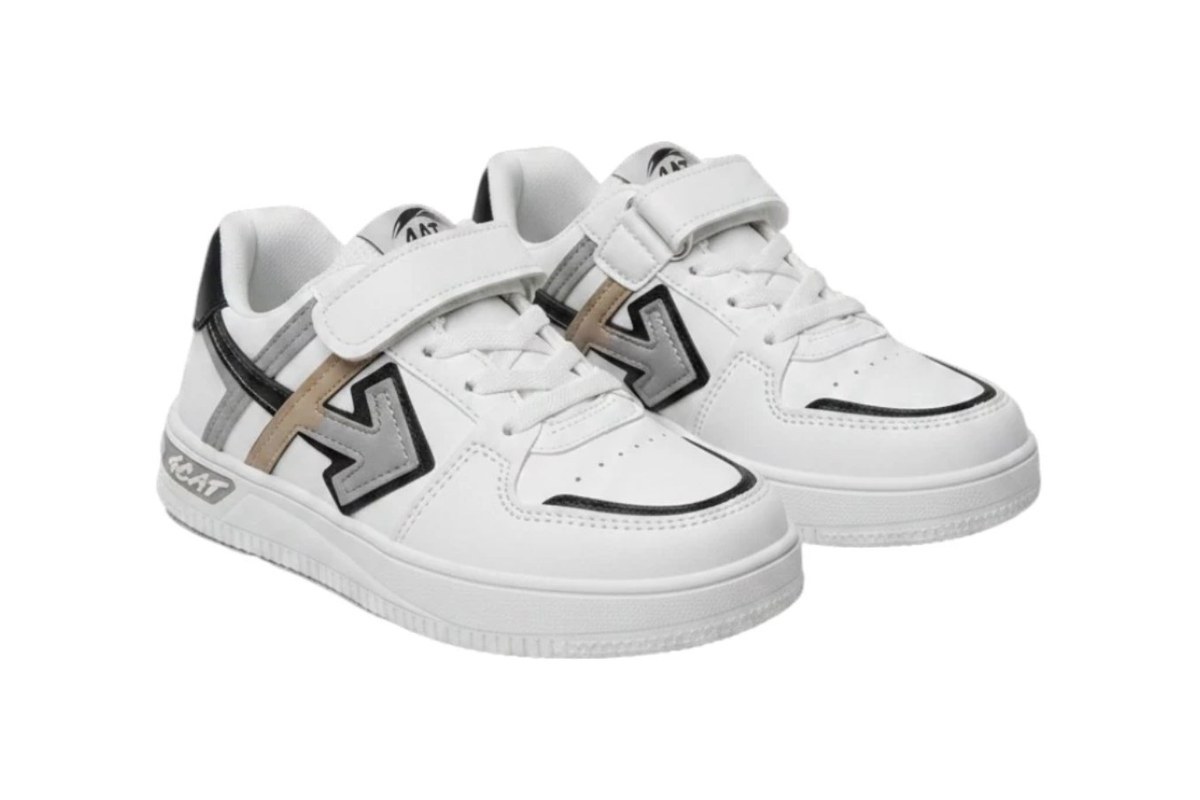 Kids Casual Sneakers · S209